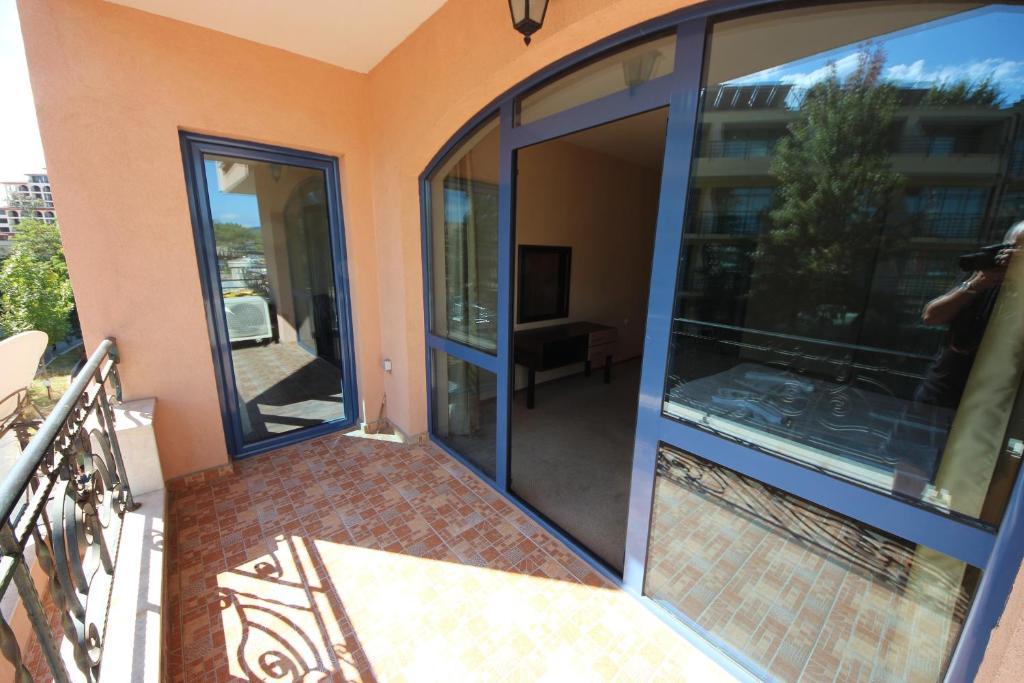 Menada Villa Bonita Apartments Sunny Beach Værelse billede