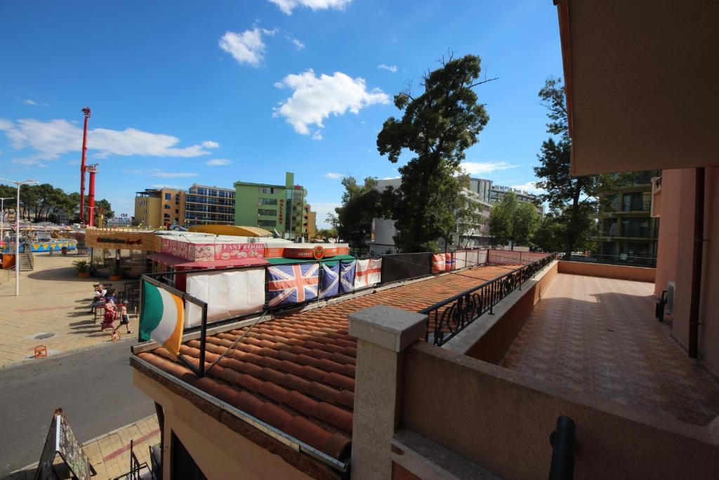 Menada Villa Bonita Apartments Sunny Beach Eksteriør billede