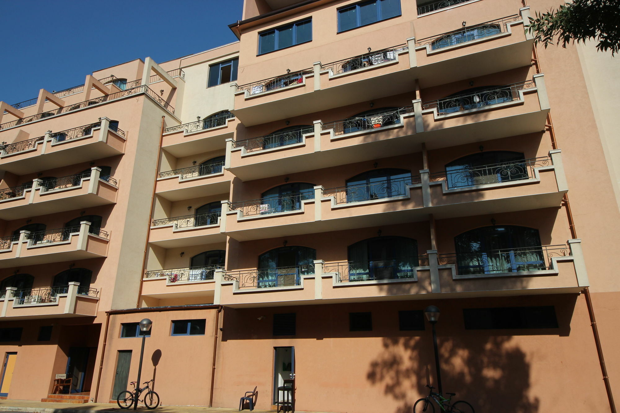 Menada Villa Bonita Apartments Sunny Beach Eksteriør billede